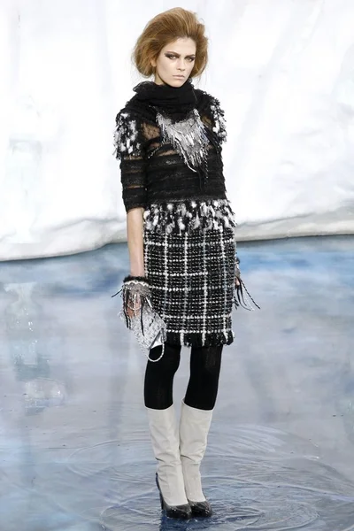 Look 38